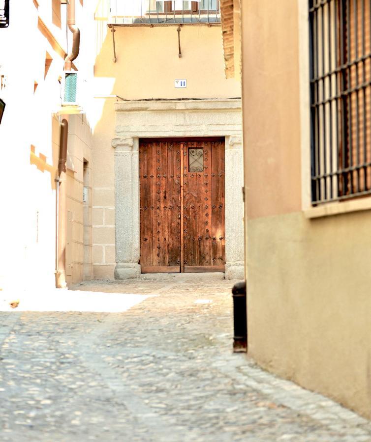 ~Bronze~ Edificio Historico S. Xvi. Centro Apartment Toledo Exterior photo